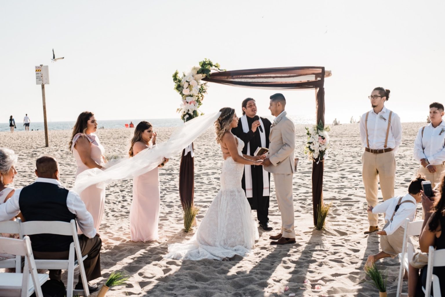 Santa Monica Intimate Wedding - savannahraephoto.com